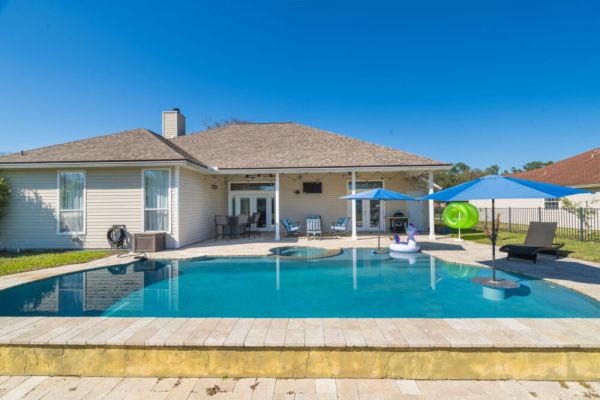 Peacock Shores | Team Joseph Ellen