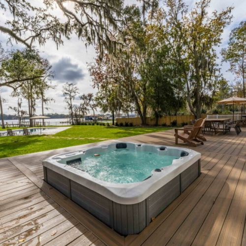 hot tub