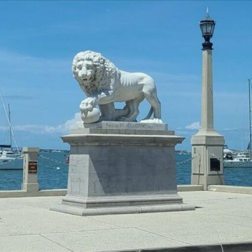 1 Mile from the bridge of Lions