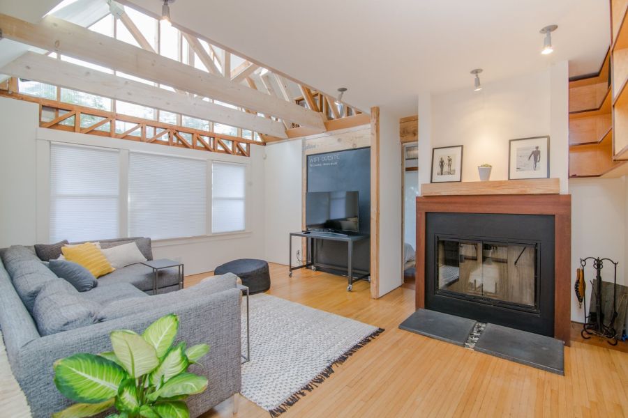 Short-Term vs Long-Term Rental Properties
