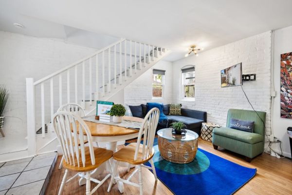Historic Springfield Hideaway  | Team JosephEllen